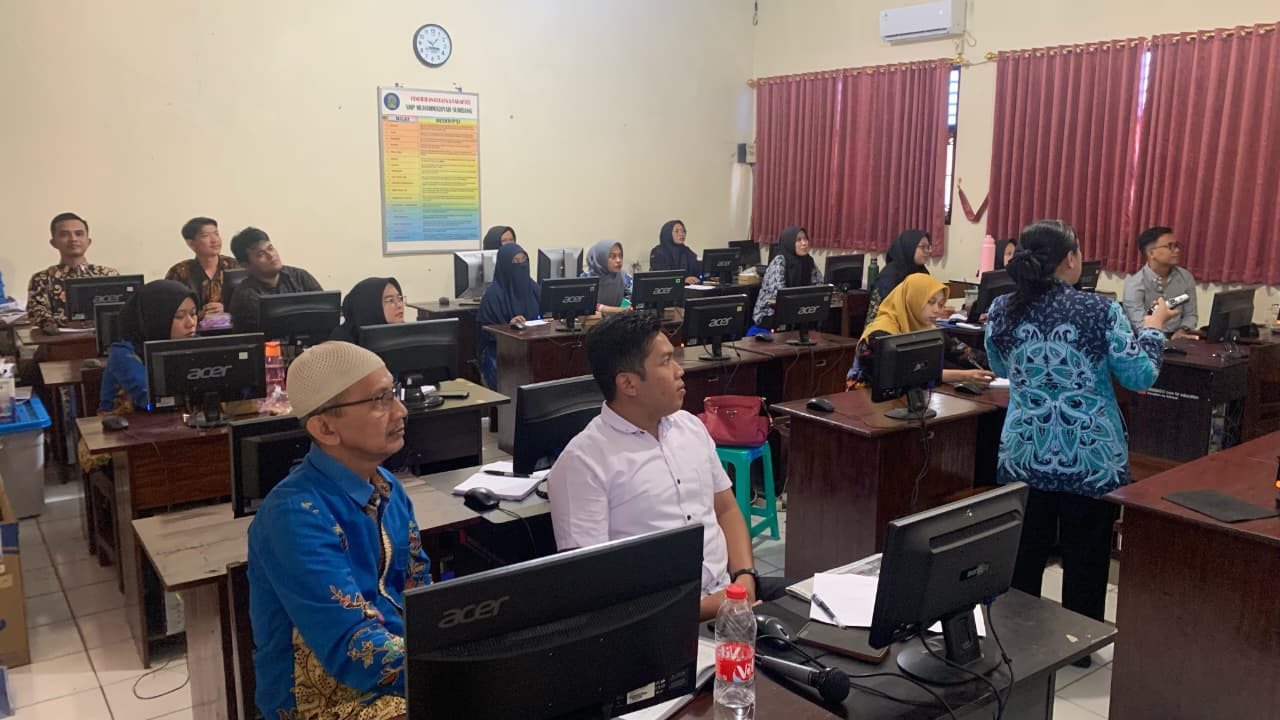 lab Komputer 